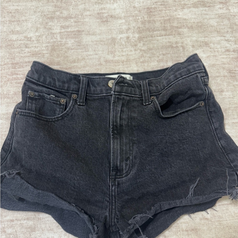 shorts - Picture 2 of 4
